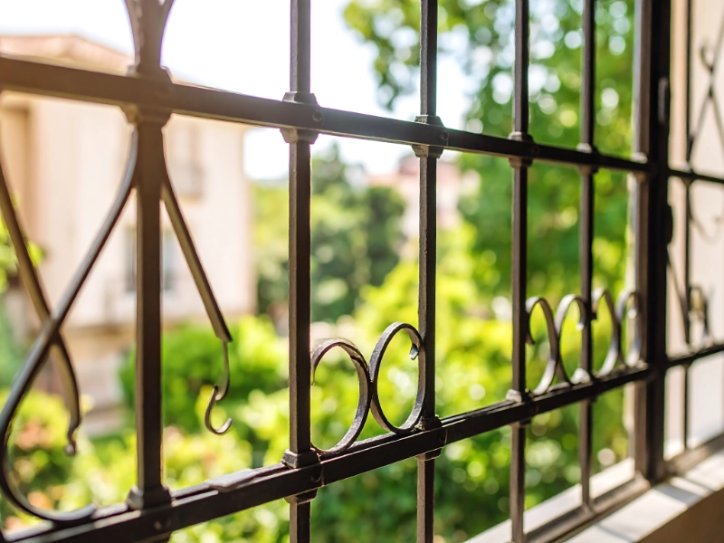 complementi-carpenteria-leggera-abitazioni-bologna